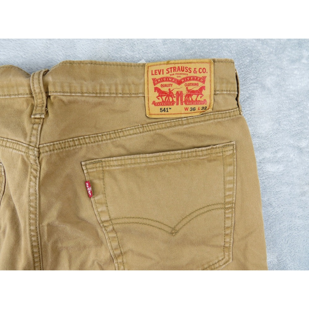 Levis 541 Athletic Taper Pants Mens 36x32 British Khaki Tan Stretch Twill Chino - Picture 4 of 9